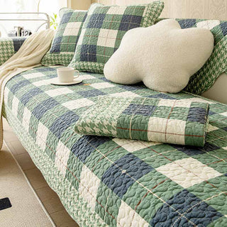 Scratch-Resistant and Washable Cotton Plaid Sofa Cover