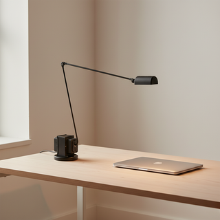 Minimalist Adjustable LED Desk Lamp With Articulated Arm