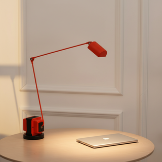 Minimalist Adjustable LED Desk Lamp With Articulated Arm