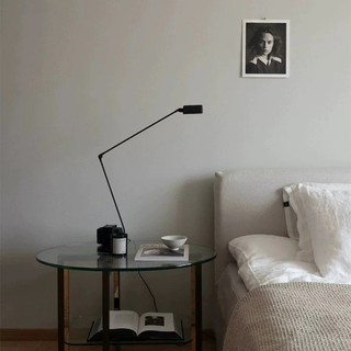 Minimalist Adjustable LED Desk Lamp With Articulated Arm