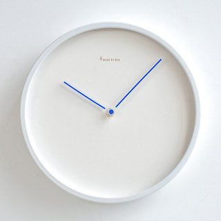 Silent Scandinavian Wall Clock with Minimalist Design