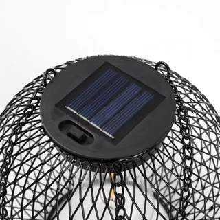 Solar Outdoor Lantern With Automatic Dusk Sensor