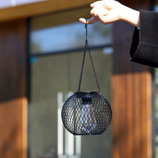 Solar Outdoor Lantern With Automatic Dusk Sensor