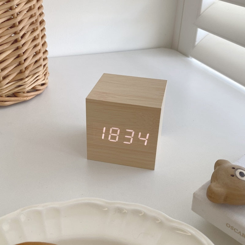 Digital Wooden Desk Clock with Alarm – Luni Living