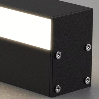 Nordic Minimalist LED Wall Light in Aluminium