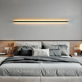 Nordic Minimalist LED Wall Light in Aluminium