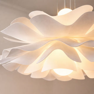 Flower Shaped Pendant Ceiling Light With Soft Organic Design